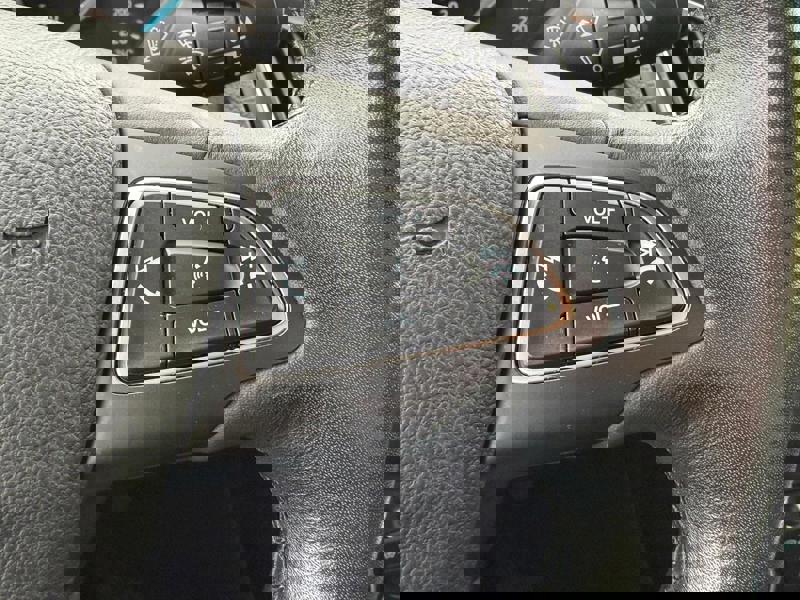 Image Ford FOCUS BERLINE 1.5 EcoBoost 150 Titanium BVA6 GPS Caméra Bluetooth Sièges chauffants Régul Clim auto Gtie 1 an 